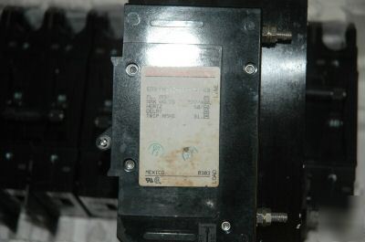 New carling switch 3 pole 25 amp breaker 277/480V qt. 4 