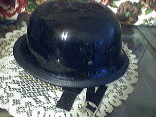 Shiny black helmet clips under chin padded 53Q