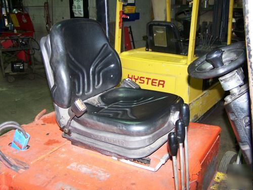 Linde baker forklift 3000 lb pneumatic