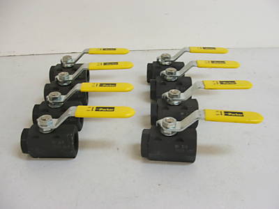 New lot of 8 parker 3/4 2000 wog ball valves XV500CS-12 